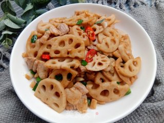 五花肉炒莲藕的做法步调：13