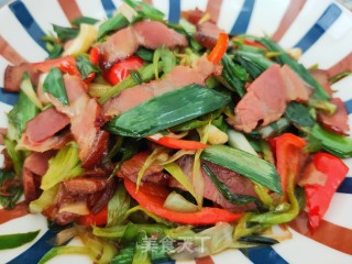 蒜苗炒腊肉的做法步调：11