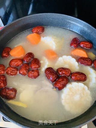 山药玉米胡萝卜骨头汤的做法步调：4