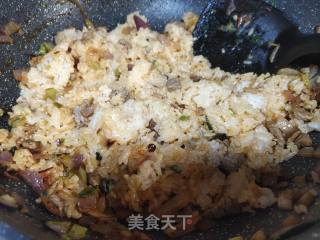 牛肉洋葱炒饭的做法步调：5
