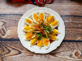 凉拌火煮蛋的做法步调：12