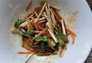 凉拌火煮蛋的做法步调：10