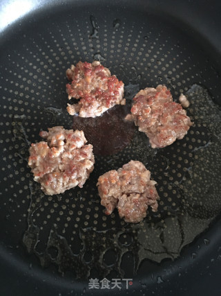 喷鼻煎羊肉饼的做法步调：8
