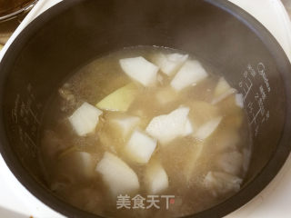 咸肉炖萝卜毛芋的做法步调：5