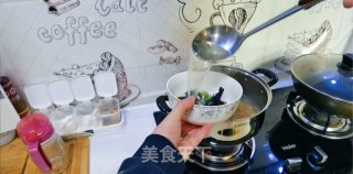 酸爽丸子汤的做法步调：9