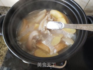 养颜来水的苹果雪梨煲猪蹄的做法步调：11