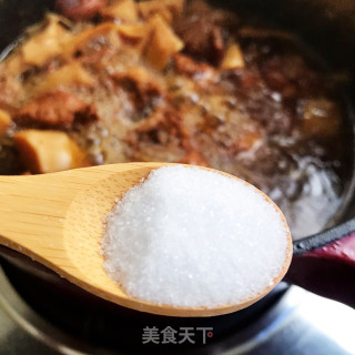 糖醋排骨炖竹笋的做法步调：11