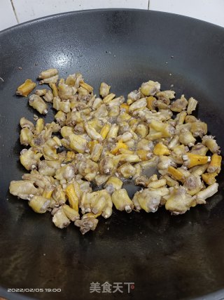 炸鸭足的做法步调：5