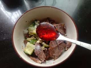 黄瓜拌卤牛肉的做法步调：5