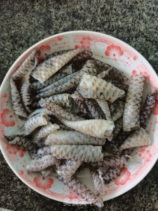 凉拌鱼皮的做法步调：4