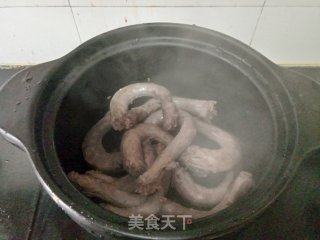 卤鸭脖的做法步调：4