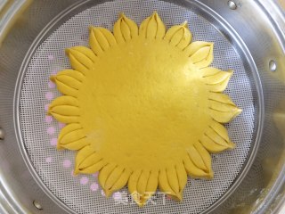 两十八蒸枣花的做法步调：6