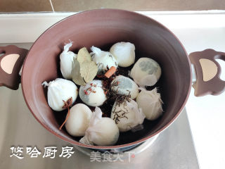 坐夏茶叶蛋的做法步调：4