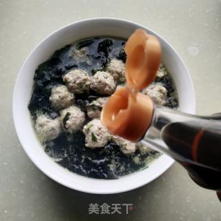 裙带菜肉丸汤的做法步调：11