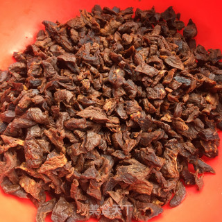 五花肉炒萝卜干的做法步调：3