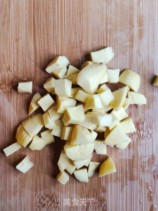 姜碰奶的做法步调：1