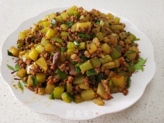 莴笋炒肉沫的做法步调：5