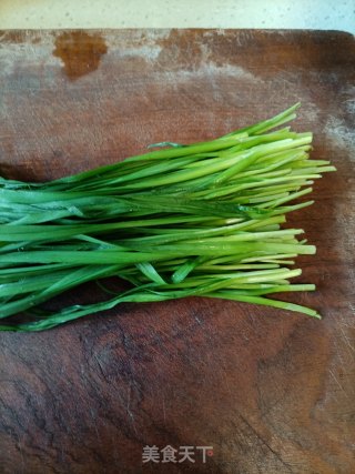 韭菜炒鸡肝的做法步调：3