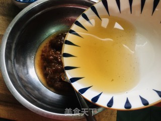 喷鼻菇牛肉酱的做法步调：4