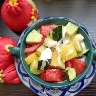 苦瓜喷鼻梨番茄酸奶杯的做法步调：8