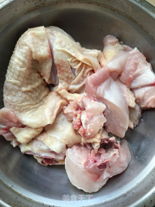 蒸鸡的做法步调：1