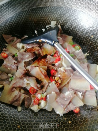 回锅牛脸肉的做法步调：5