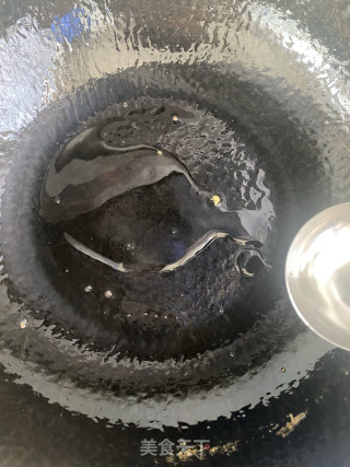 青椒炒鸡蛋的做法步调：11