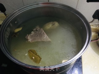 牛肉汤里的做法步调：4