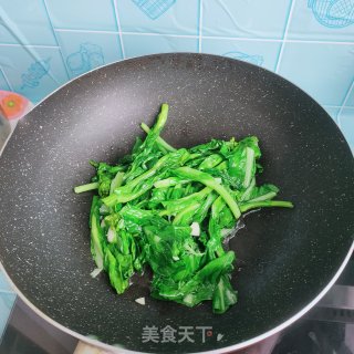青炒小利剑菜的做法步调：7