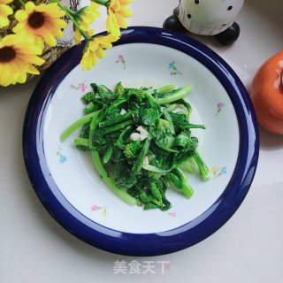 青炒小利剑菜的做法步调：9