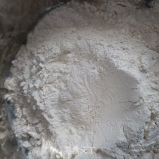 槐花馒头的做法步调：2