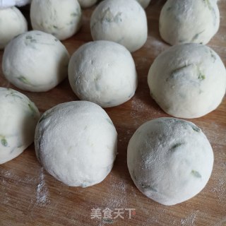 槐花馒头的做法步调：10