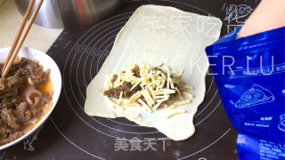 山姆牛肉卷，薄坚饼皮，超少推丝，陈老多汁牛肉，好吃到爆！的做法步调：11