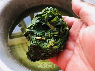 凉拌苦苦菜的做法步调：2