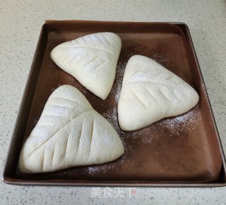 三角欧包的做法步调：9