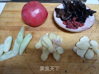 家庭版鸳鸯暖锅的做法步调：3
