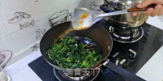 蒜蓉菠菜的做法步调：6