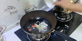 蒜蓉菠菜的做法步调：5