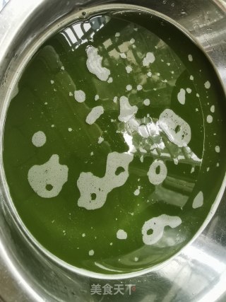 凉草粉的做法步调：3