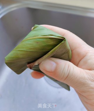 小三角粽的做法步调：7