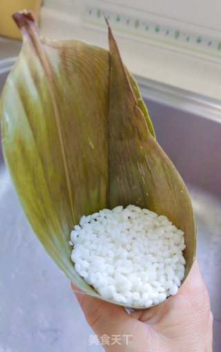 小三角粽的做法步调：5