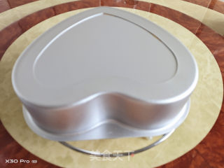 戚风蛋糕（11寸衷型蛋糕模）的做法步调：6