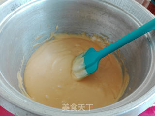 戚风蛋糕（11寸衷型蛋糕模）的做法步调：1