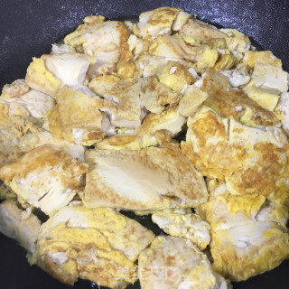 鸡蛋喷鼻煎豆腐的做法步调：7