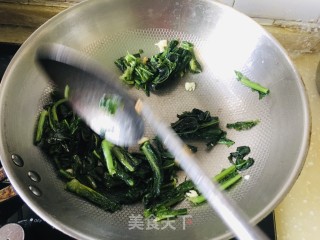 蒜蓉莴笋叶的做法步调：4