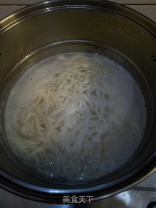 西白柿豆角焖里的做法步调：2