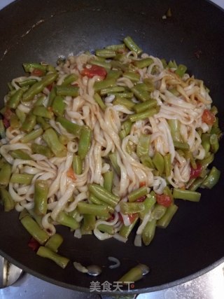 西白柿豆角焖里的做法步调：8