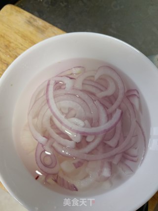 凉拌苦菊的做法步调：2