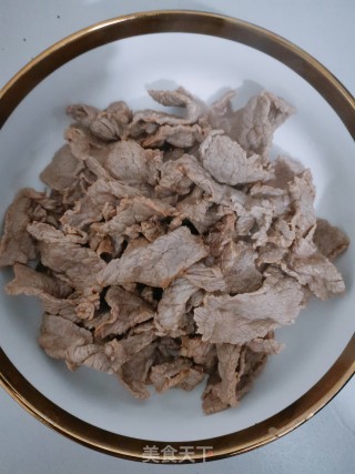 凉拌牛肉的做法步调：3