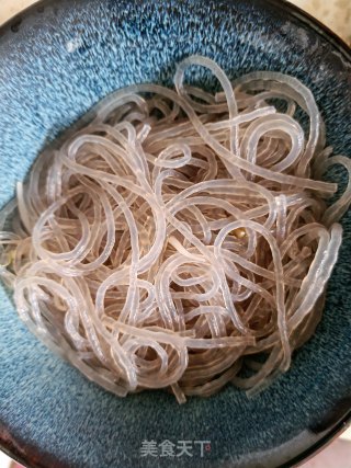 肥肠粉的做法步调：1